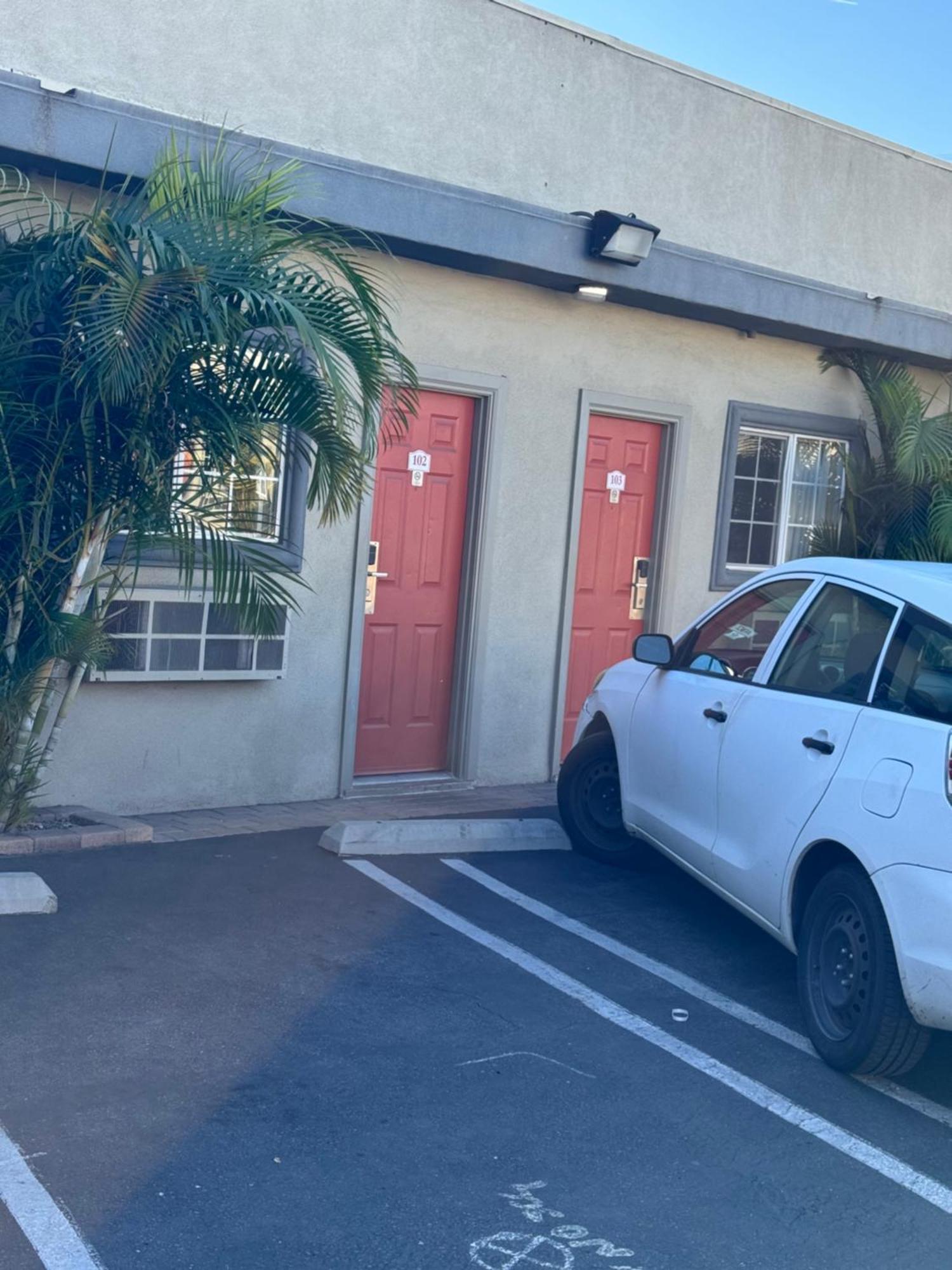 La Cienega Inn Motel Los Angeles Ngoại thất bức ảnh